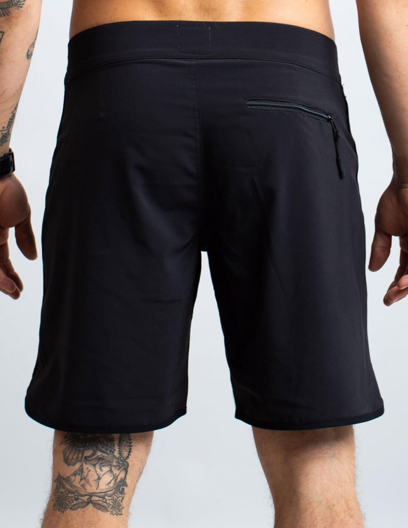 BAÑADOR TOTAL BLACK 2