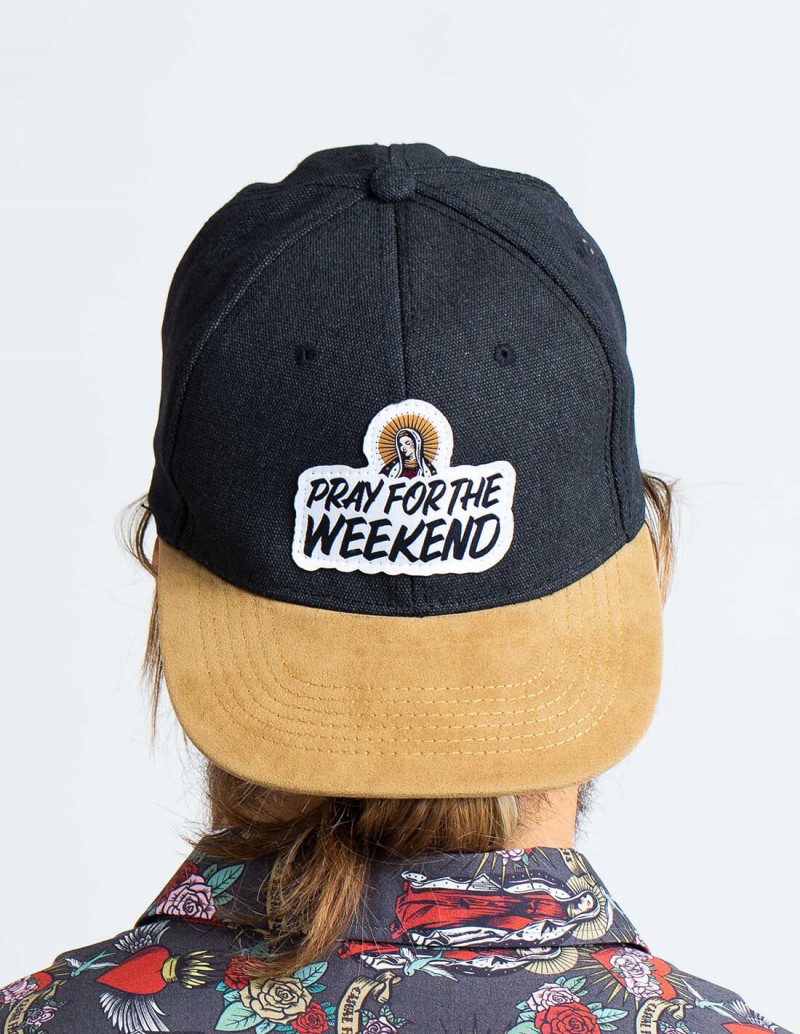 GORRA NEGRA 2